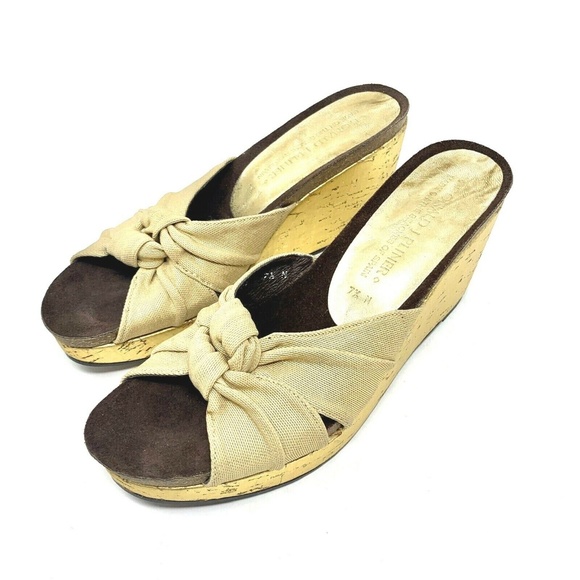 Donald J Pliner Metallic Gold Knot Wedges 7.5N - Picture 4 of 8
